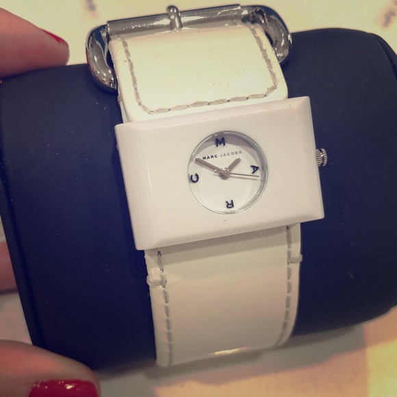 White Marc Jacobs watch main image 4
